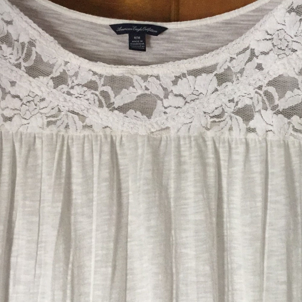 AE white peasant style blouse.      E010 - Picture 2 of 5